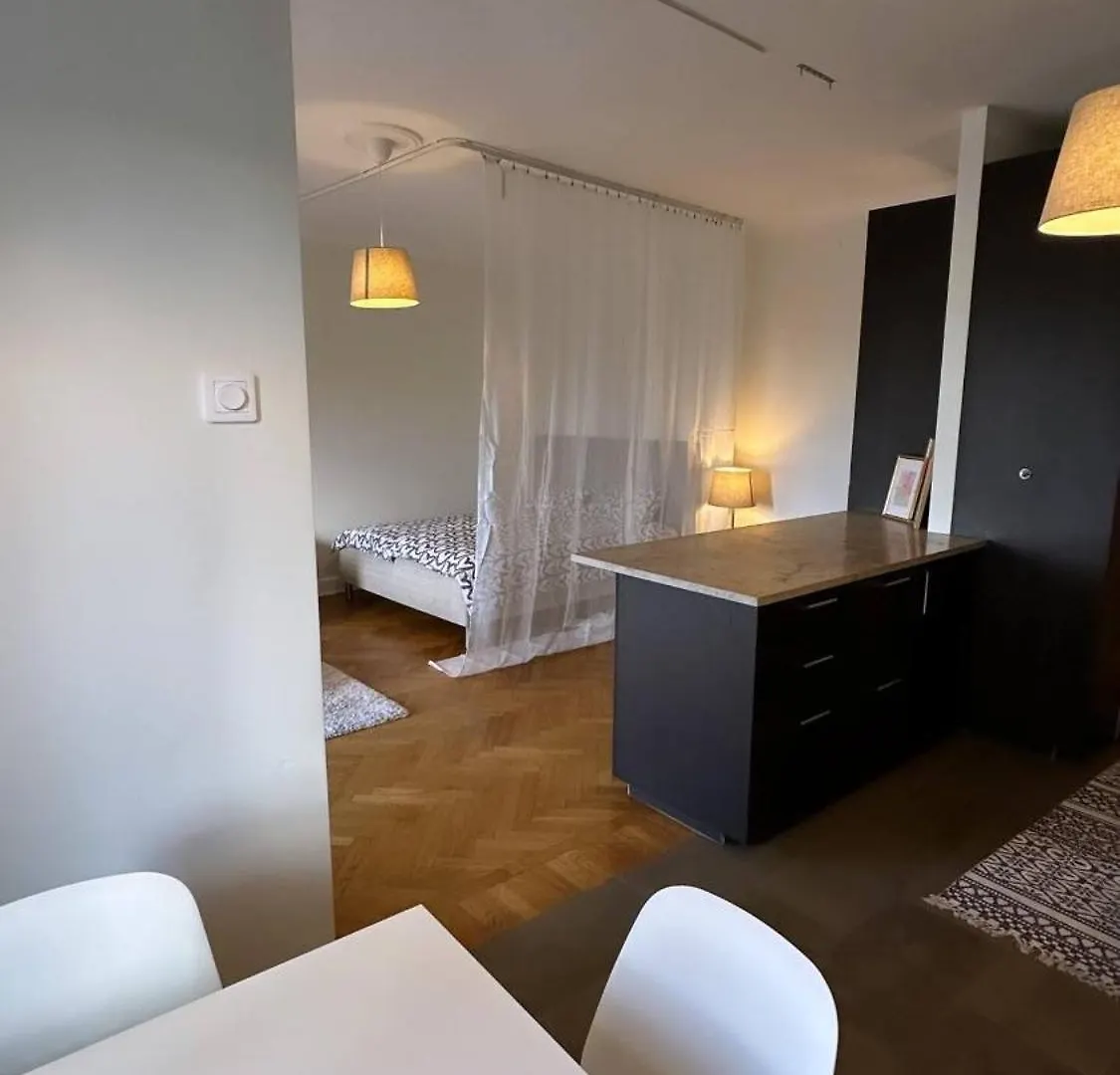 Cozy And Central Apartment Gotemburgo